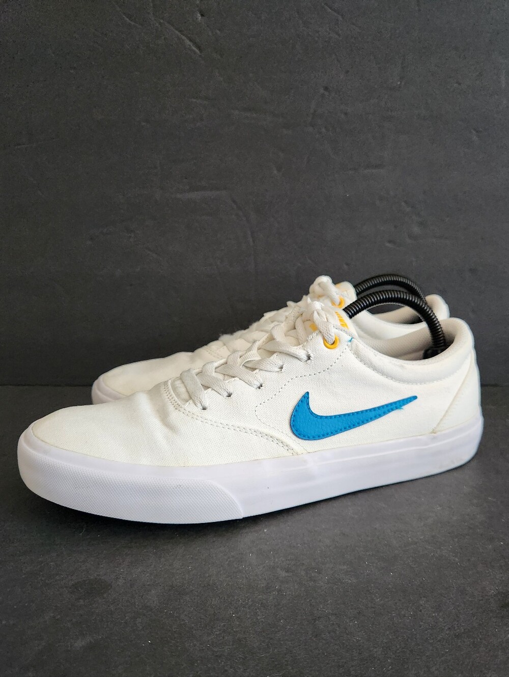 Nike SB Charge Canvas White Black Skateboarding Shoes Sneakers Men 9.5